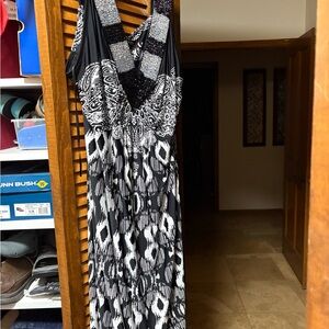 Style & Co Black and White Halter Maxi Dress
